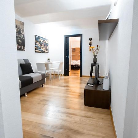 Sunrise Apartment Bari Buitenkant foto