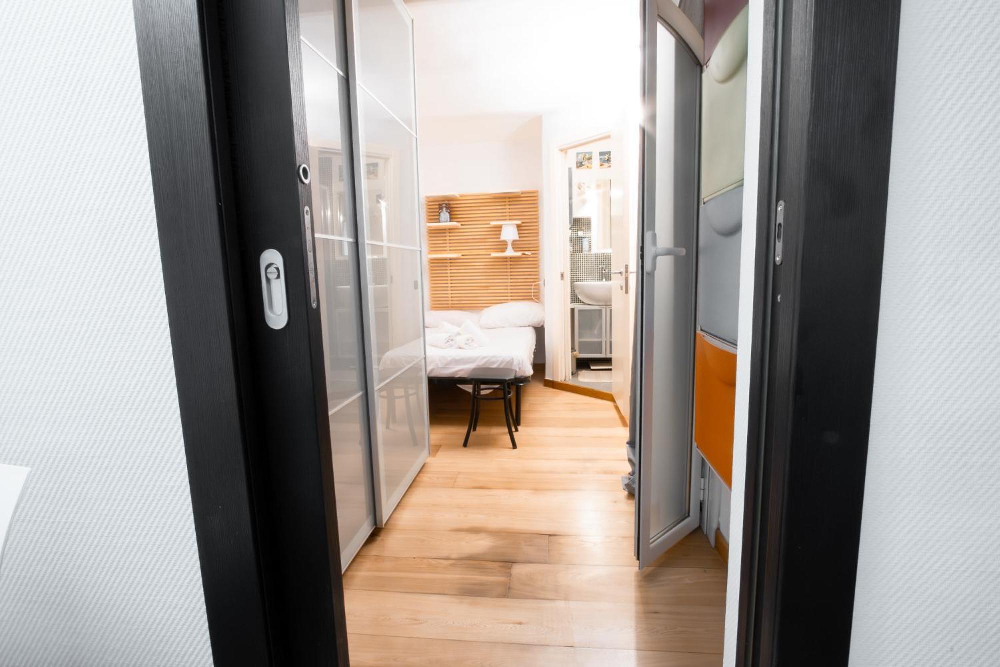 Sunrise Apartment Bari Buitenkant foto